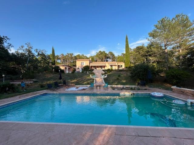 Villa Proche Golfe De St Tropez Le Muy Esterno foto