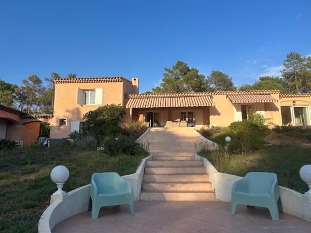 Villa Proche Golfe De St Tropez Le Muy Esterno foto